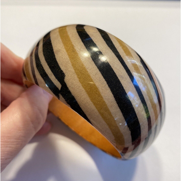 Wooden Bracelet Y2K Wide Domed Bangle Animal Print Tan Black Cream Wood Fashion - Picture 2 of 7